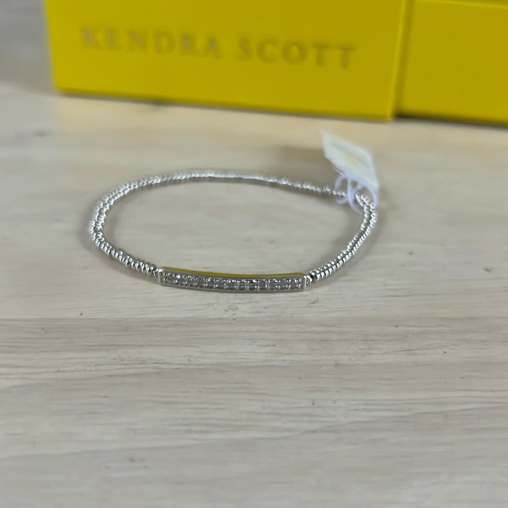 Kendra Scott Addison Stretch bracelet silver and yellow gift box